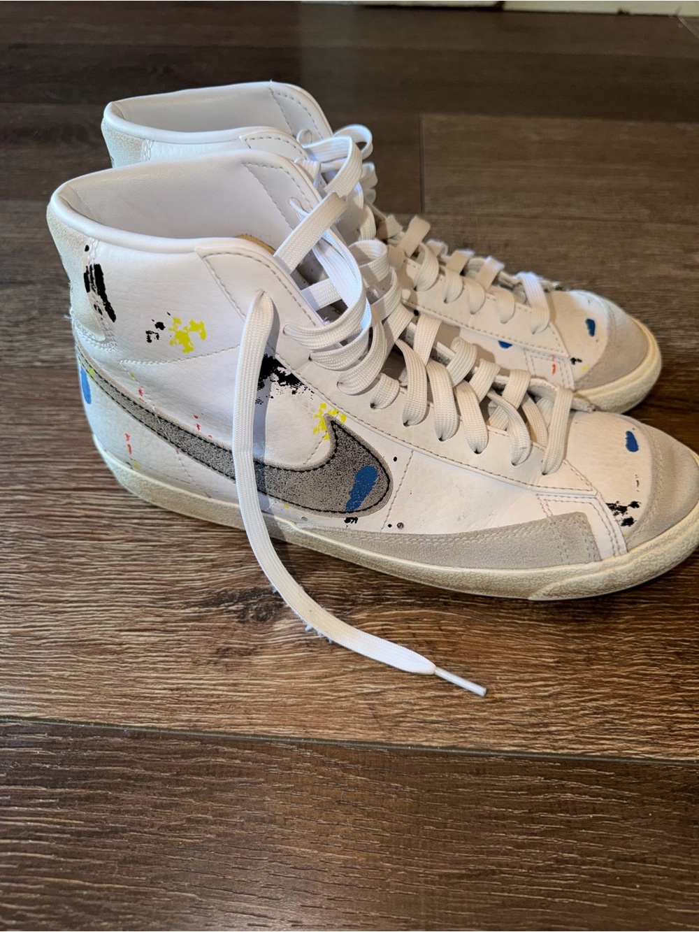 Men’s Nike Blazer Mid ‘77 Paint Splatter Sneakers